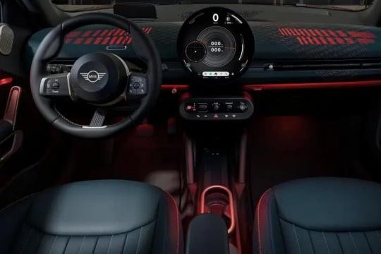 How to find the best electric MINI lease offers in the UK