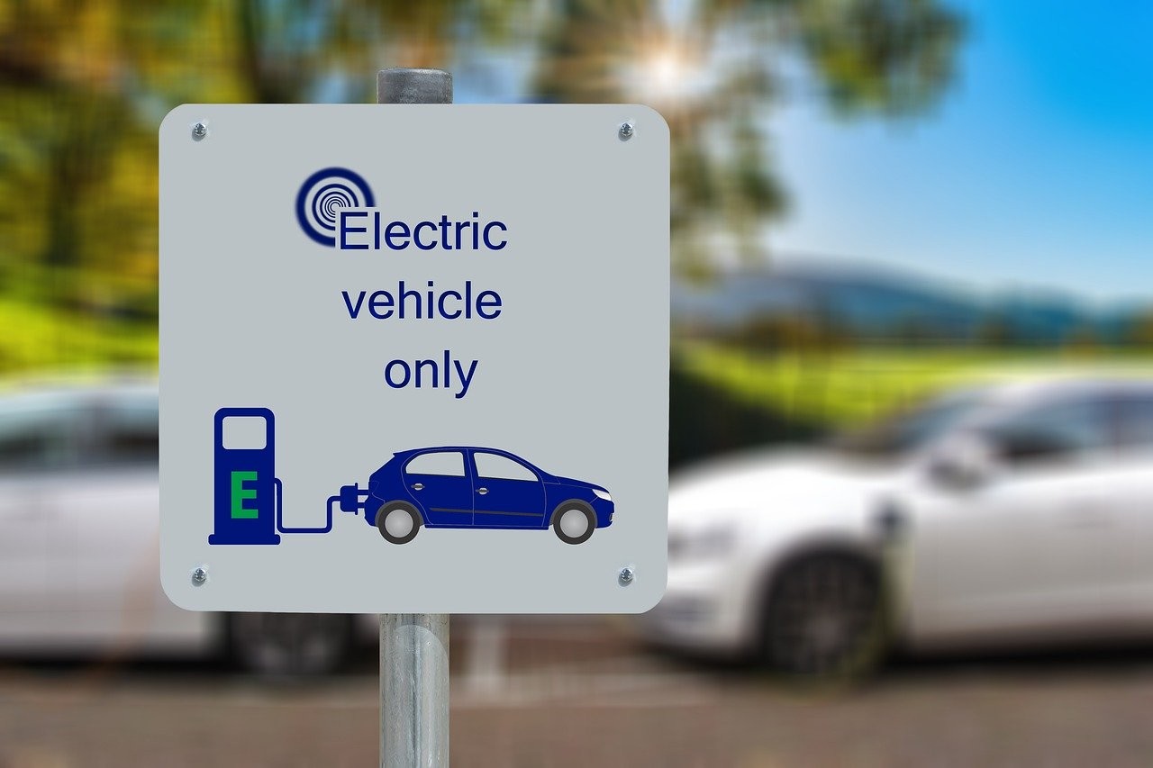 Why is leasing an electric car is a good idea