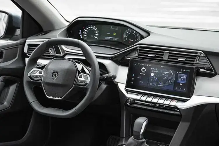 Peugeot 408 Fastback