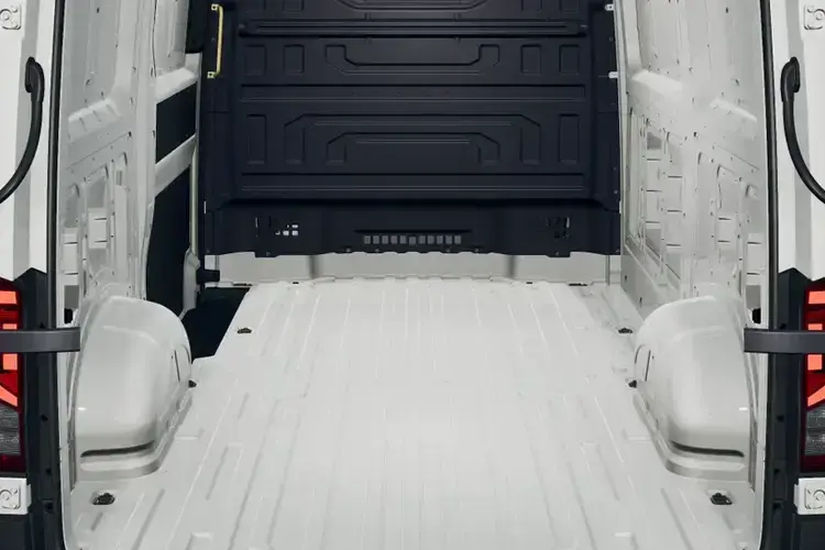 Volkswagen Crafter Large Van