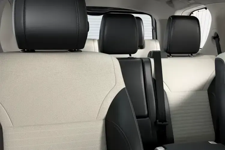 Land Rover Discovery SUV