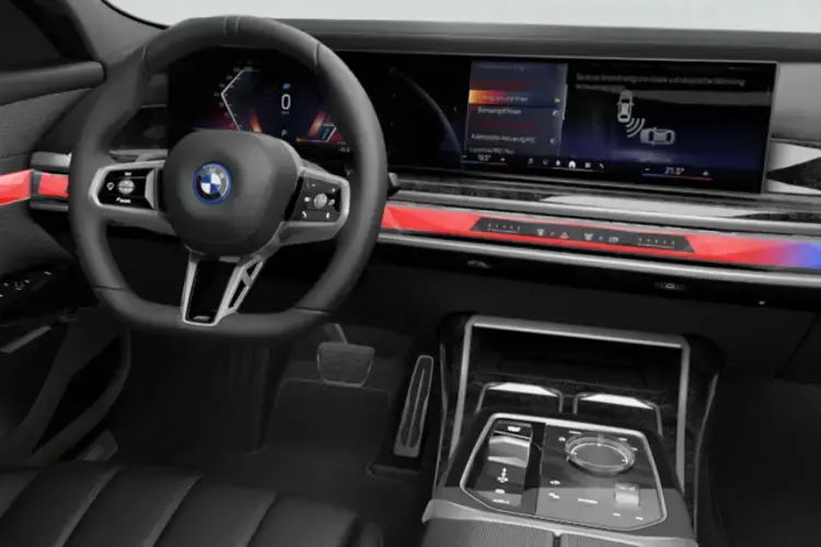 BMW i7 Saloon