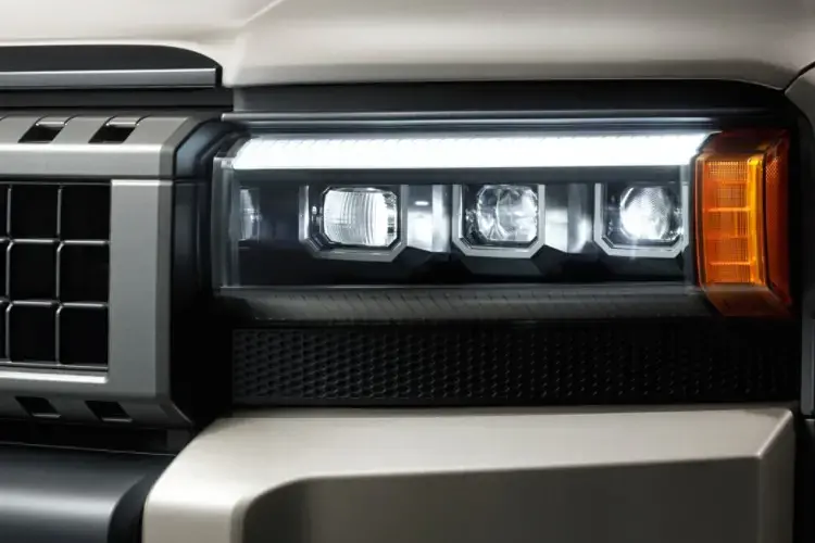 Toyota Land Cruiser SUV