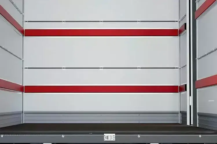 Renault Master Luton