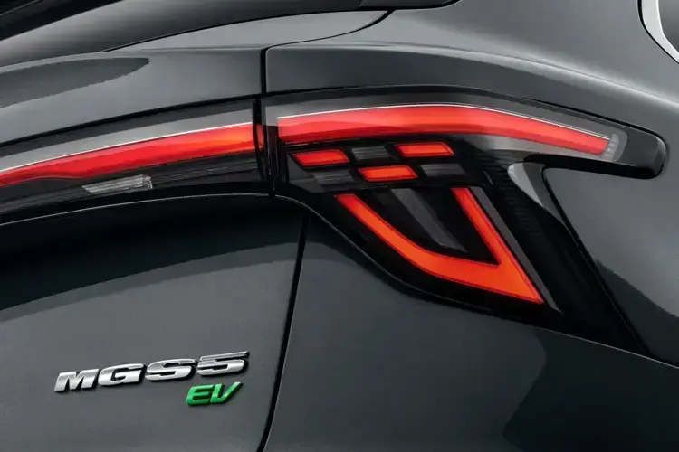 MG Motor UK MGS5 SUV