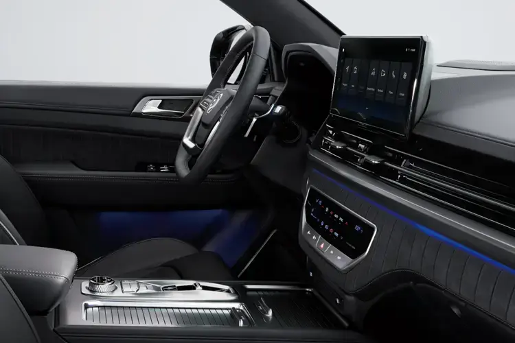 KGM Rexton Small Van