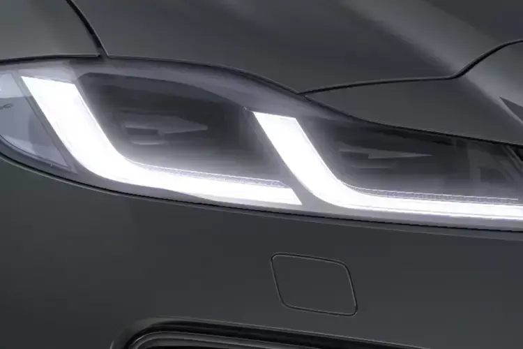 Jaguar XF Saloon